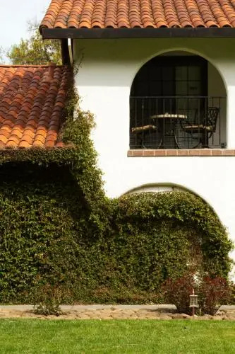 Spanish Villa Inn