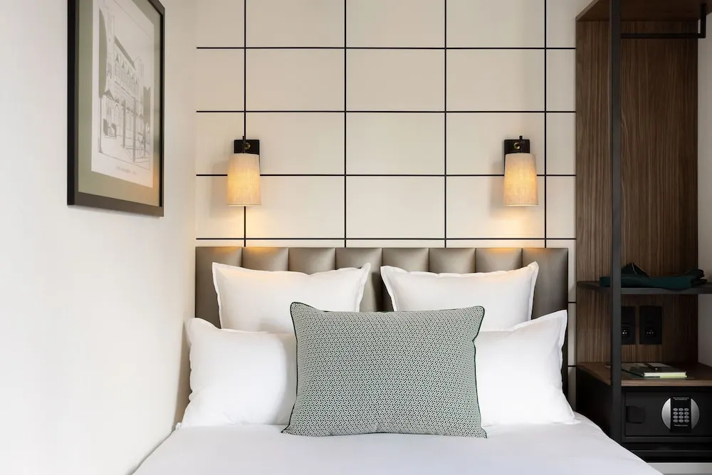 Hotel Moderniste 32