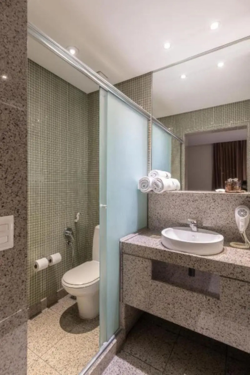 Deluxe Double room (full double bed)