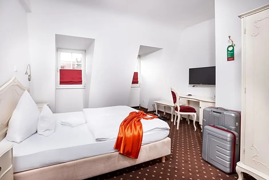 Hotel Einhorn - Chambres