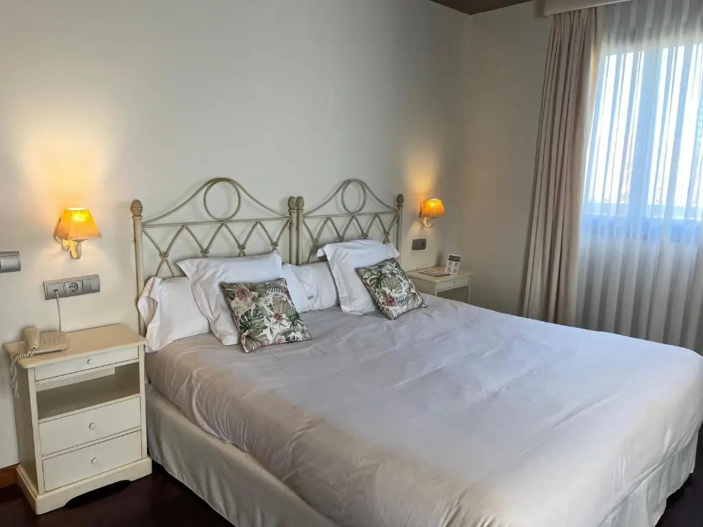 Superior Double room (full double bed)