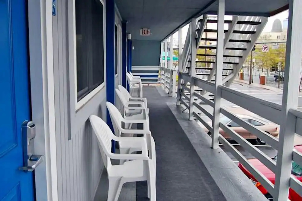 Balcony & Terrace