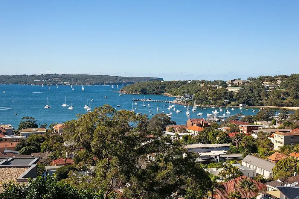 Stunning Architecture with Superb Balmoral Views!