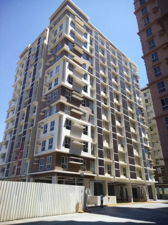 Avida Tower Sucat