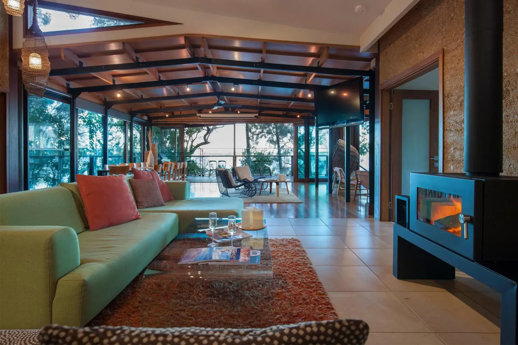 Eumarella Shores Noosa Lake Retreat
