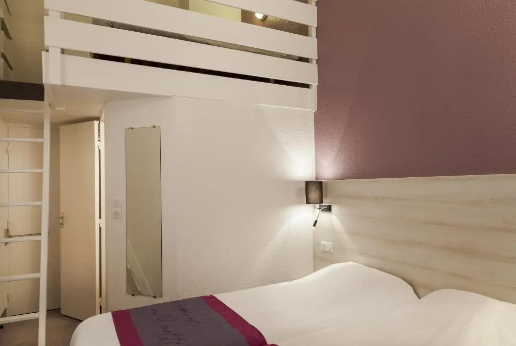 Kyriad Lille Est Villeneuve d'Ascq - Chambres