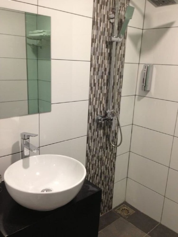 Nagoya Inn Hotel