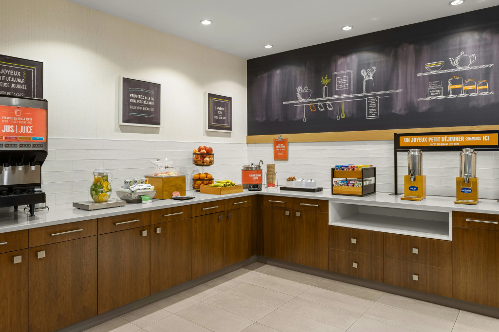 Hampton Inn & Suites by Hilton Montreal-Dorval - Général