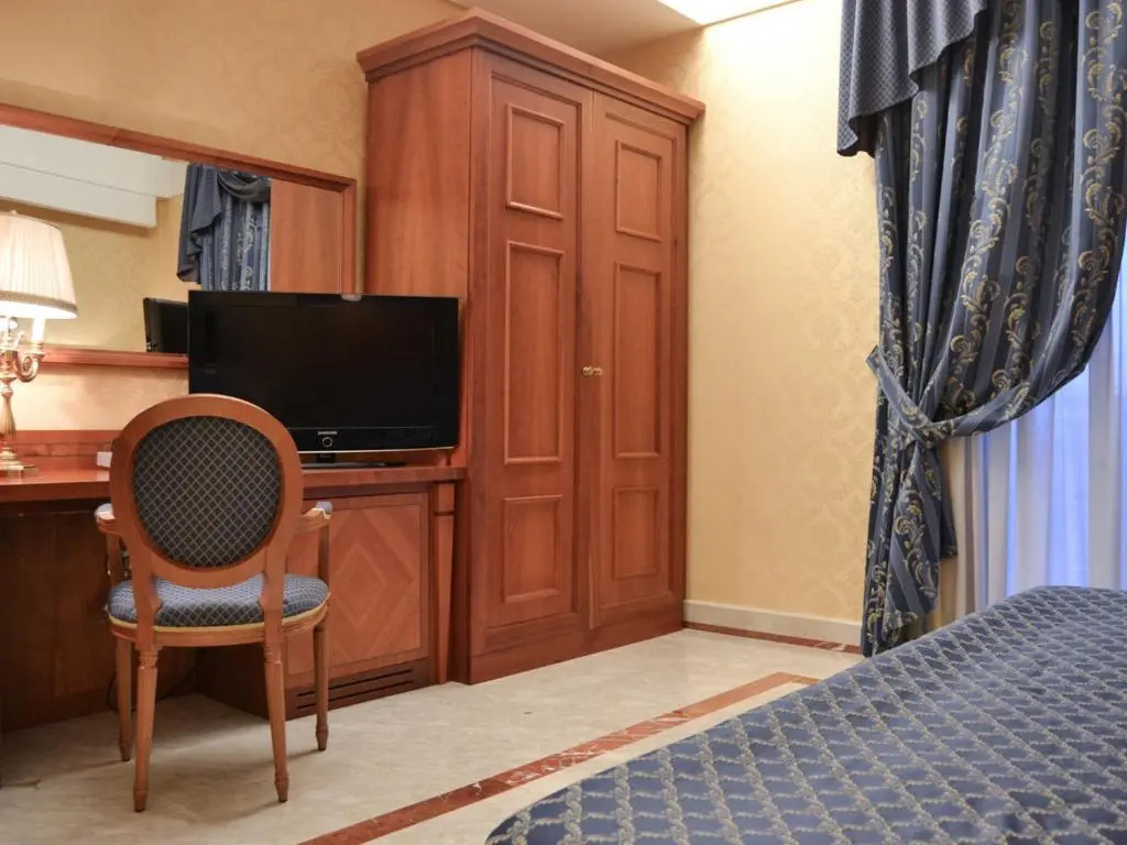 Economy Double room (full double bed)