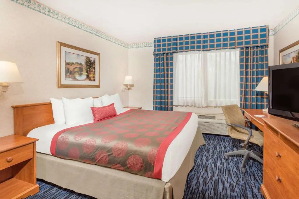 Ramada by Wyndham Kent Seattle Area - Chambres
