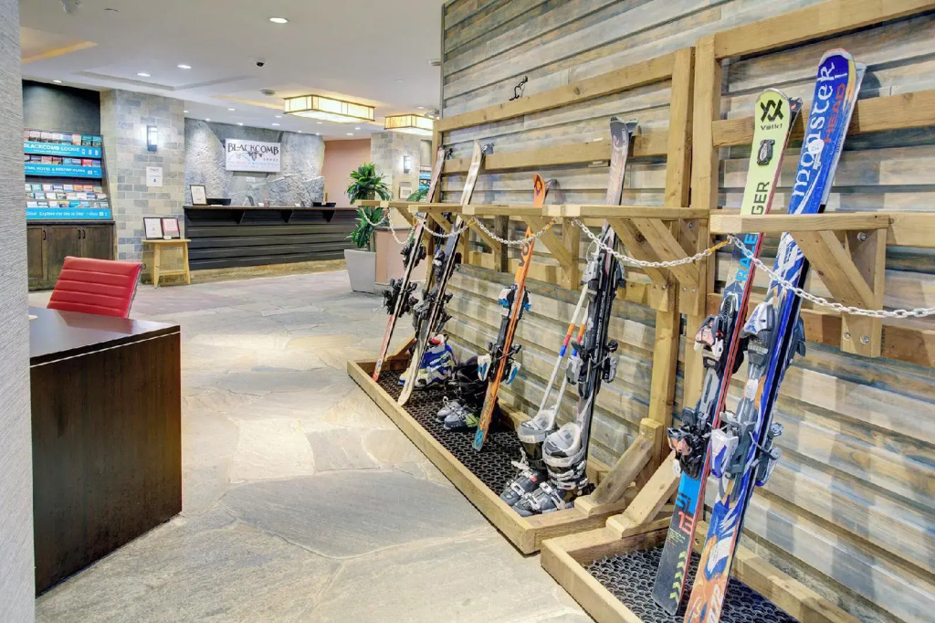 Blackcomb Lodge - Général
