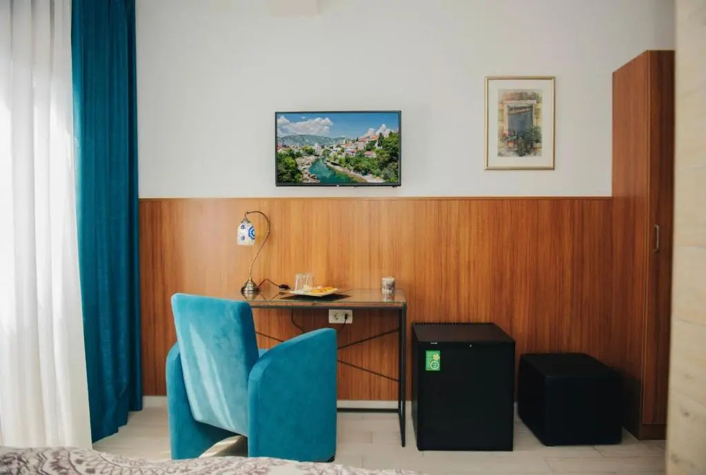 Standard Double room (full double bed)