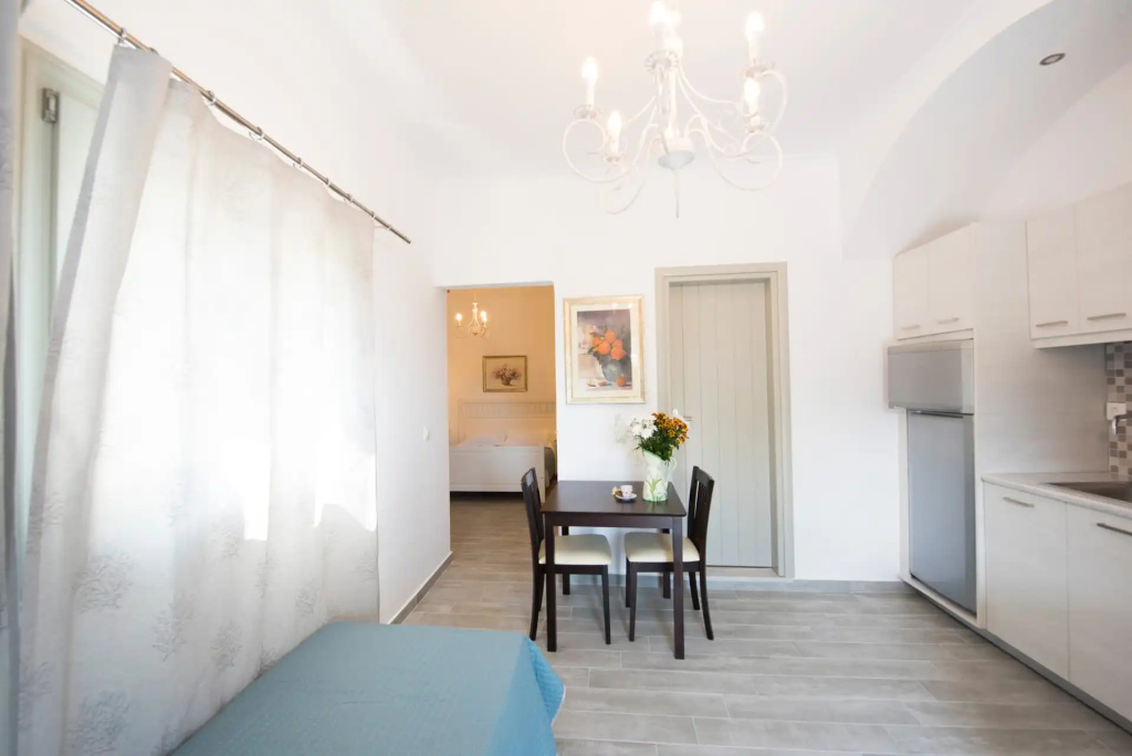 Rose Suites - 2