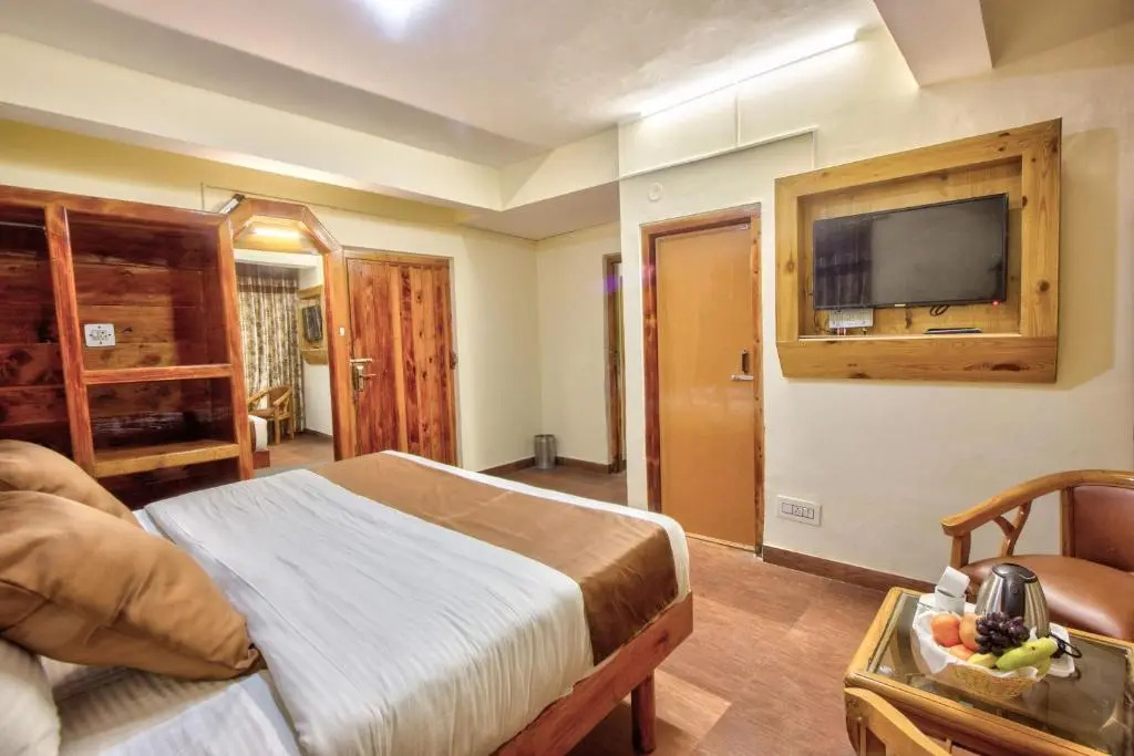 Standard Double room (full double bed)