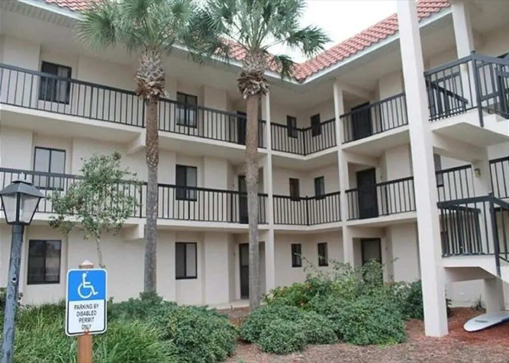 1 Bedroom, 1 Bath, Upgraded, Oceanfront Complex - Ocean Village Club M31