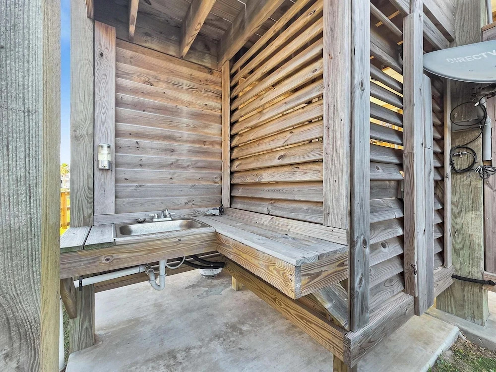 Do Hideaway 3 Bedroom Home