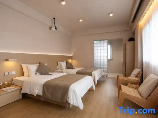 Standard room with balcony