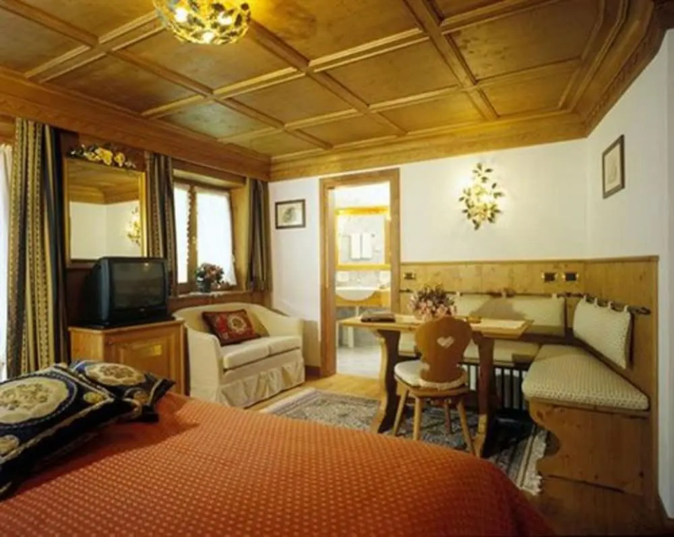 Junior Suite with balcony and with mountain view
