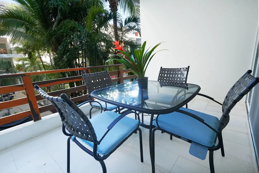 Solana Condo 2Br by NAS
