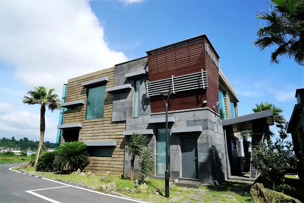 Villa with sea view