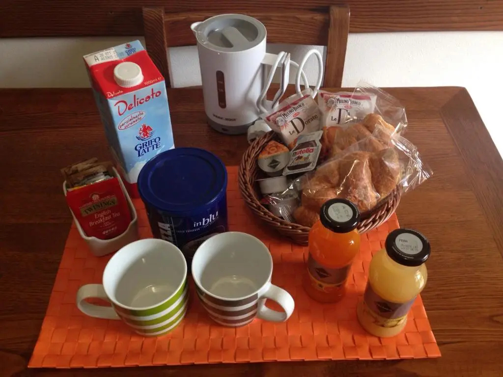 一間睡房雙人套房，配備雙人床