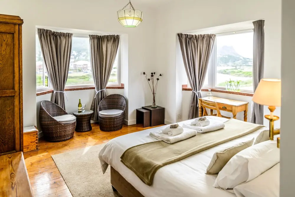 Premier room
