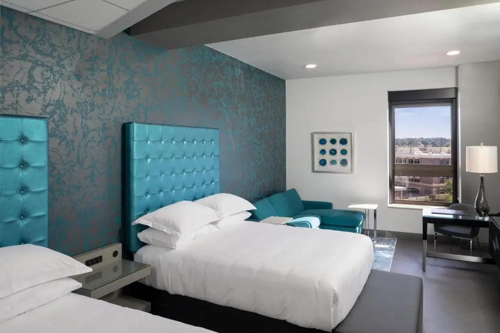 Deluxe Junior Suite