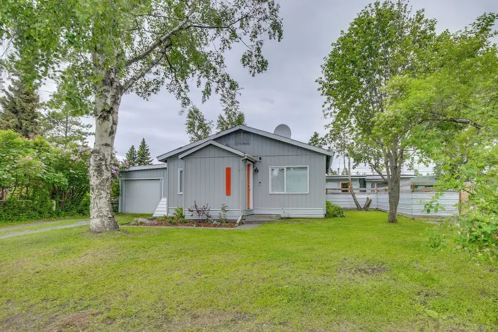 Anchorage Home, Minutes From Downtown!