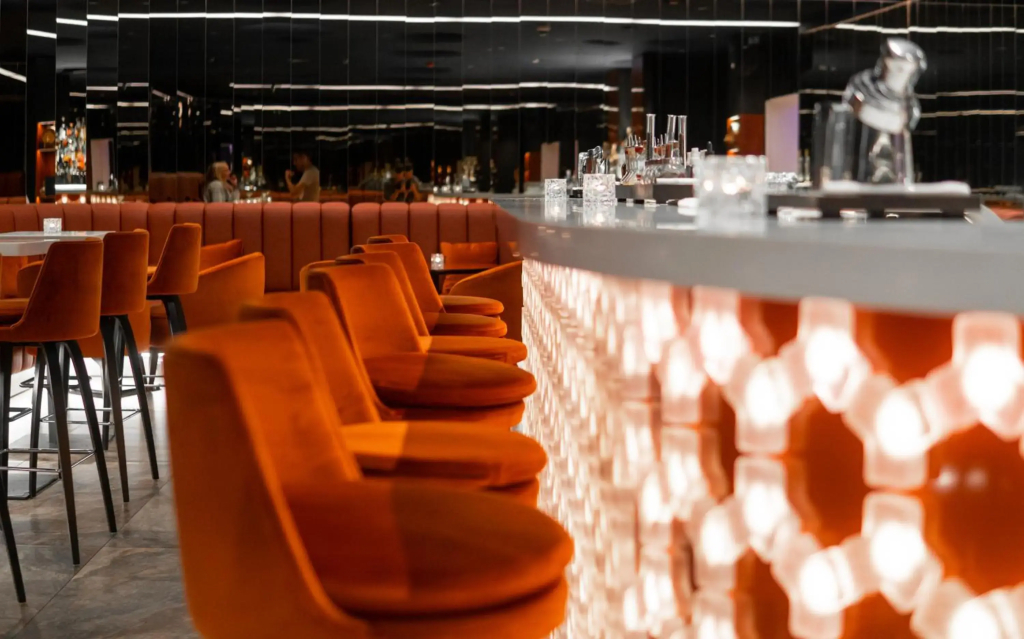 Sky Suite Hotel — фото 3