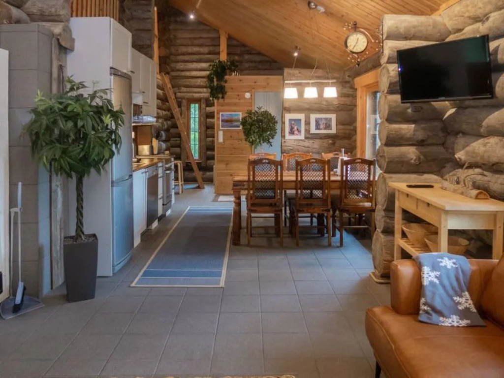 Muuttohaukka — фото 2