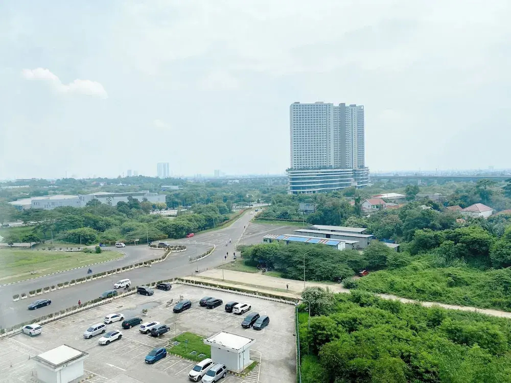 Comfortable Living 2Br At Meikarta Apartment
