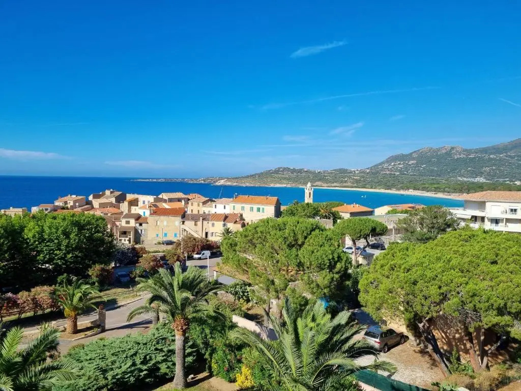 Standard Double room with sea view (full double bed)