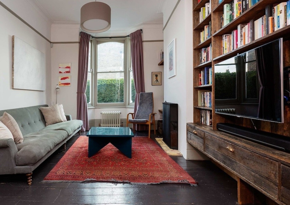 Kynaston Home