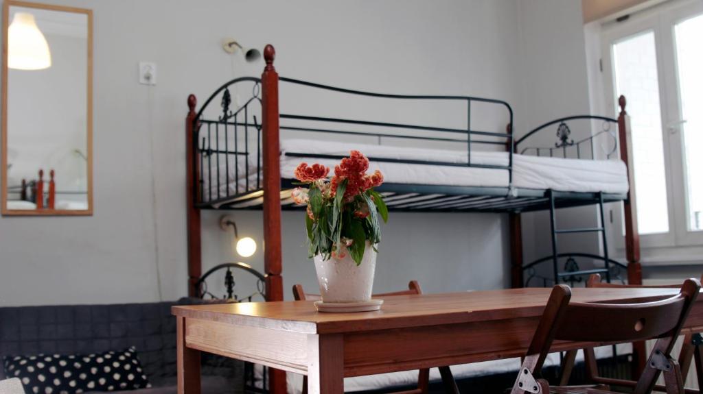 Кровать в общем номере в Pit Stop Hostel