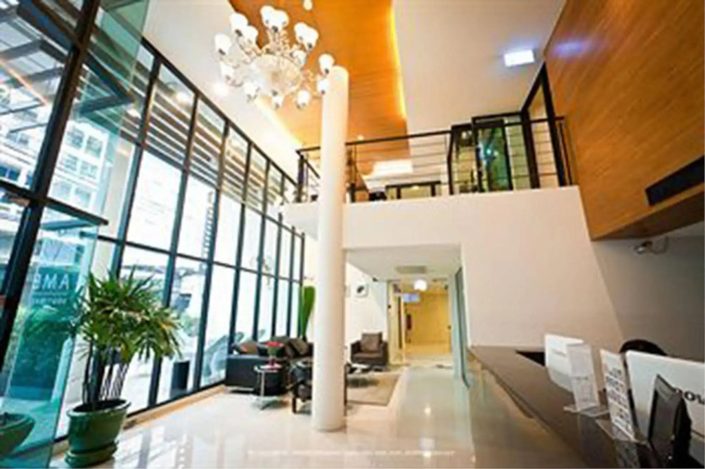 Amber Boutique Silom Hotel — фото