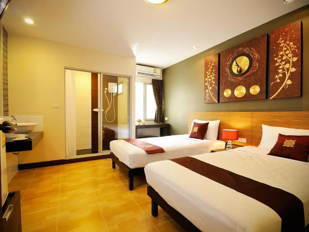 Deluxe Double room (twin beds)