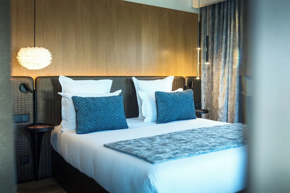 Premium room