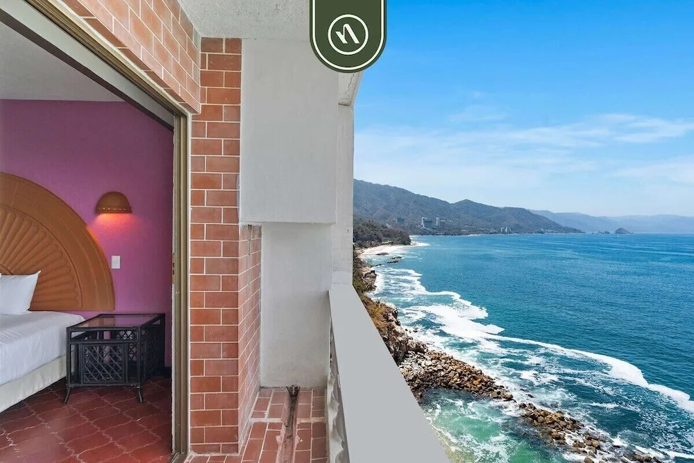 Peaceful Oceanview Studio - Pool - Daily Cleaning