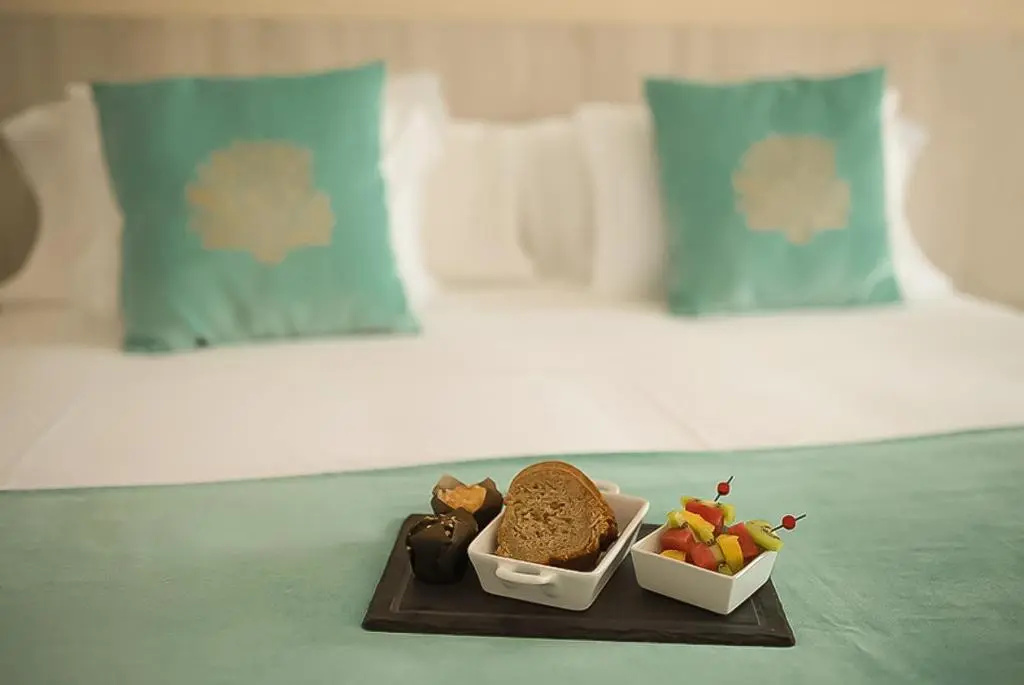 Deluxe Double room with sea view (full double bed)