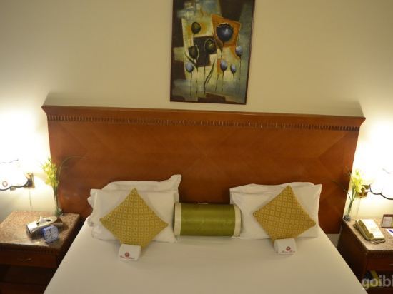 Ramee Guestline Hotel