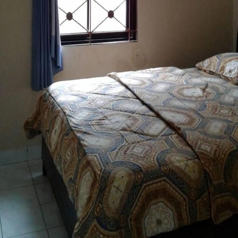 4 Bedrooms Villa