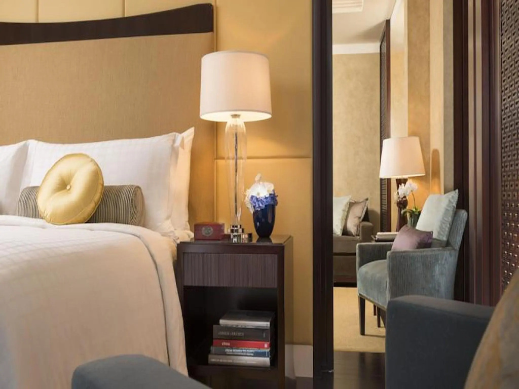 Ambassador Double Suite (twin beds)