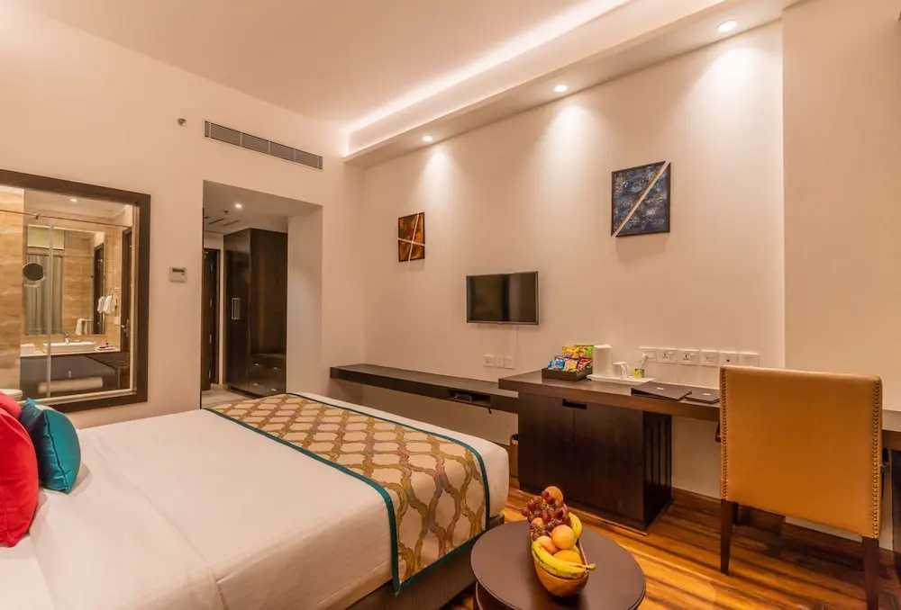 Executive Double room (full double bed)