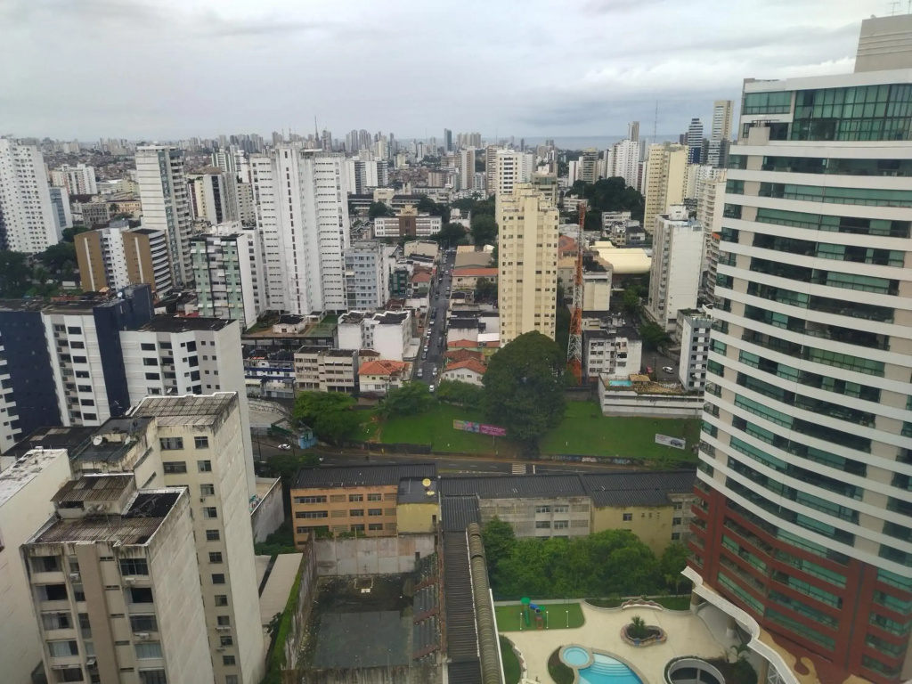 Victoria Marina Flat 2203 - bairro nobre no melhor de Salvador e píer privado
