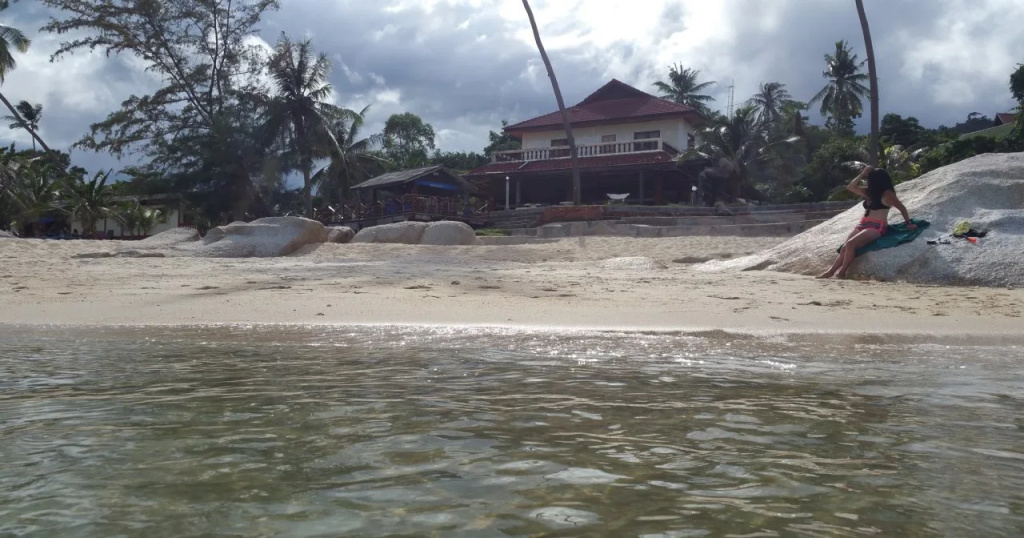 Beach & Waterfront