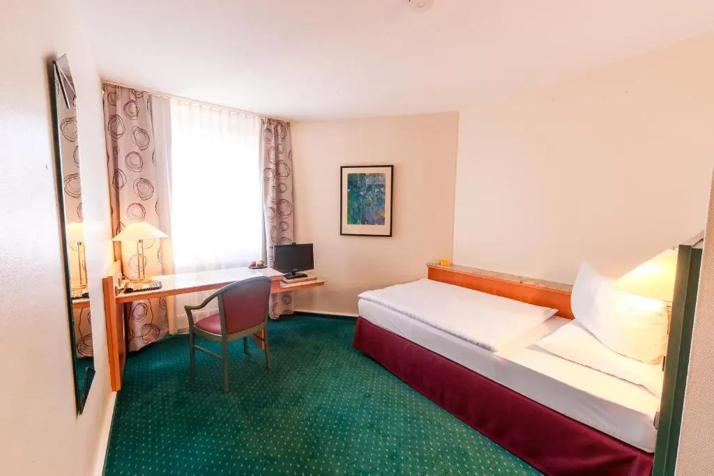 PLAZA INN Blankenburg Ditzingen, Sure Hotel Collection - Chambres