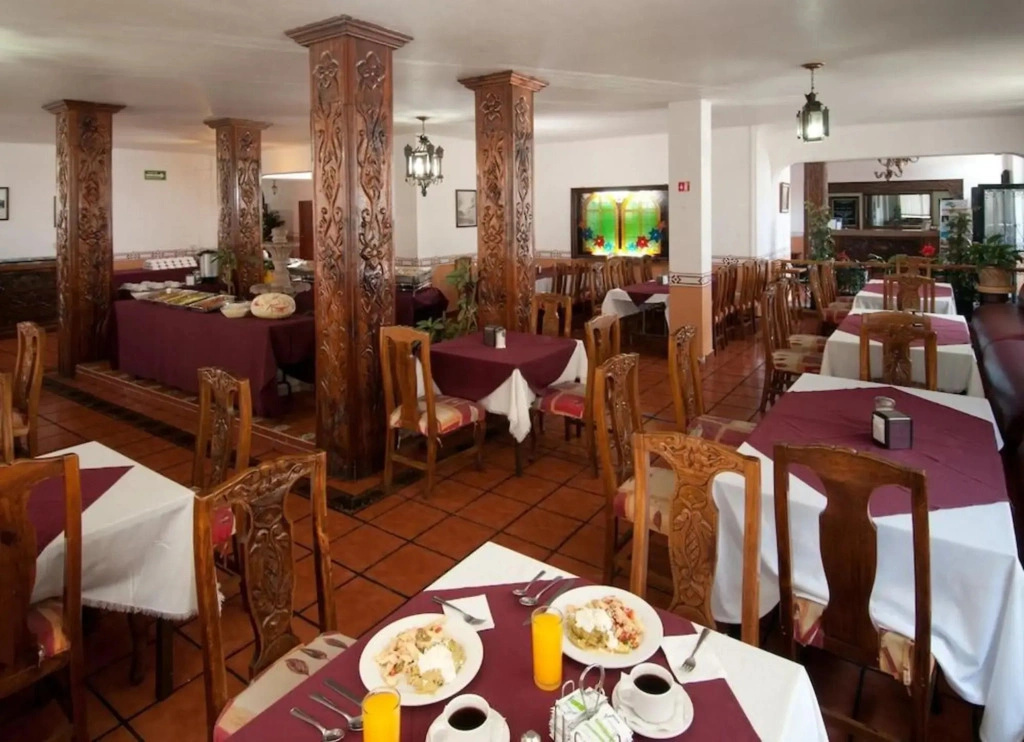 Hotel photo 12