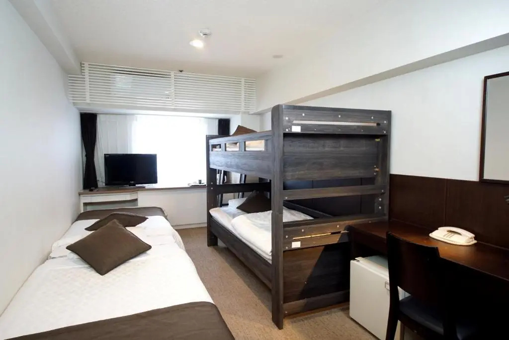 Hotel Plaza Osaka Room Type - Quadruple Room