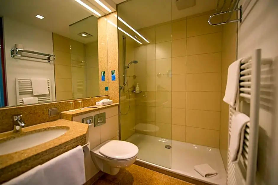 Landidyll Hotel Gasthof zum Freden - Chambres