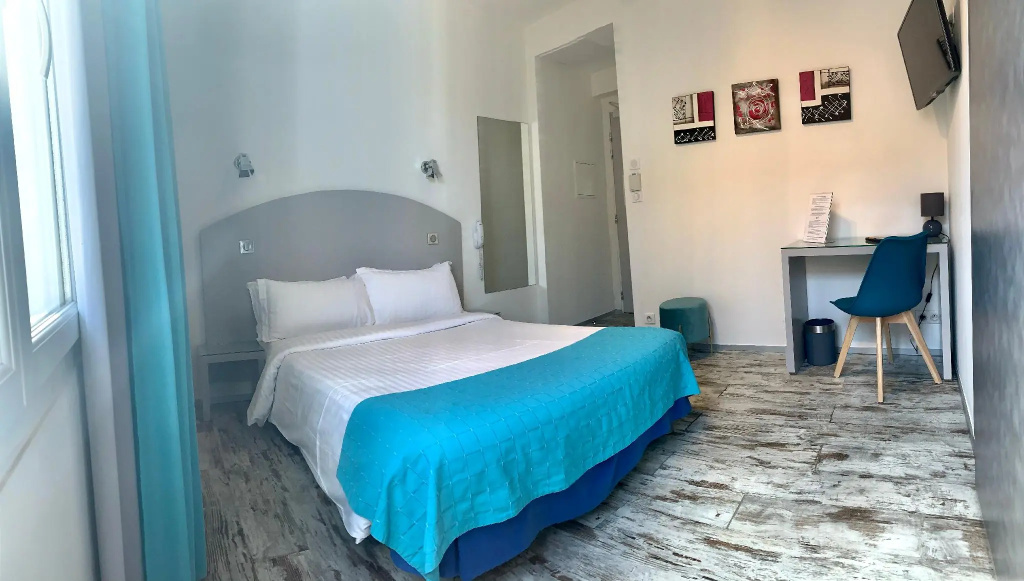 Standard Double room (full double bed)